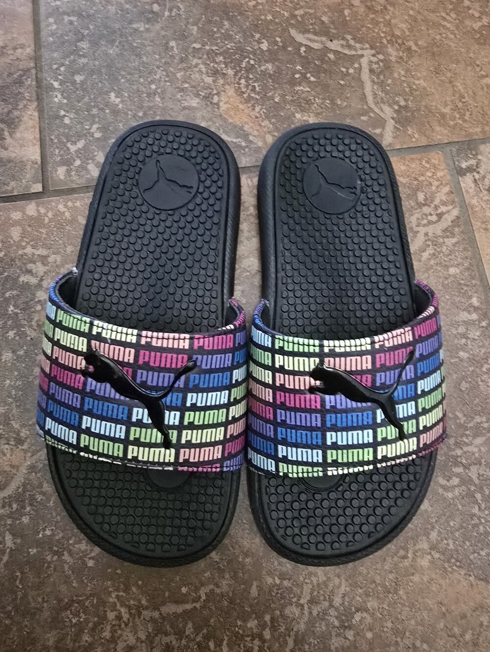 Puma Kids' Rainbow Logo Slide Sandals - Black Size 1C